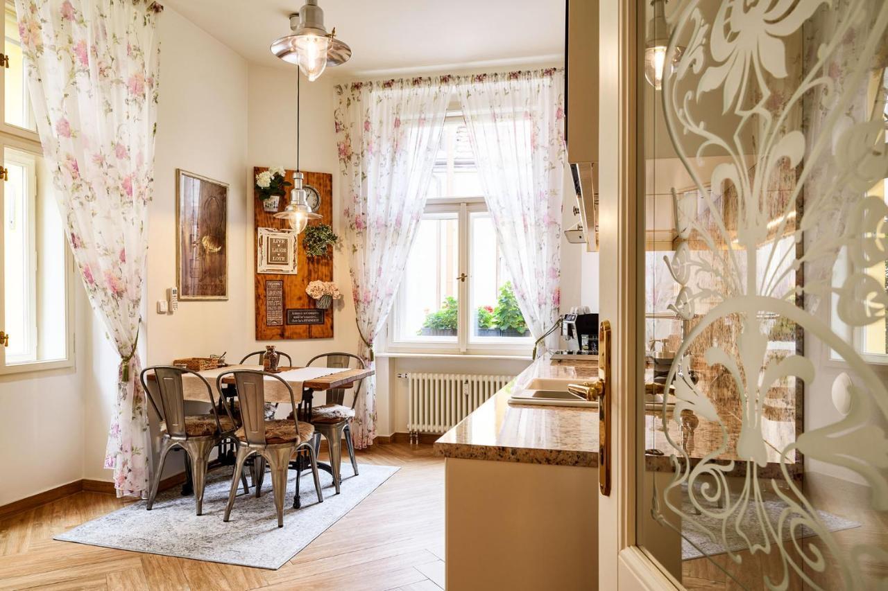 Pragueone Apartment,A/C,Terrace Ngoại thất bức ảnh